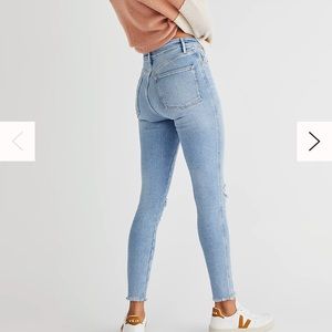 Free People Light Blue Skinny Jeans NWT
